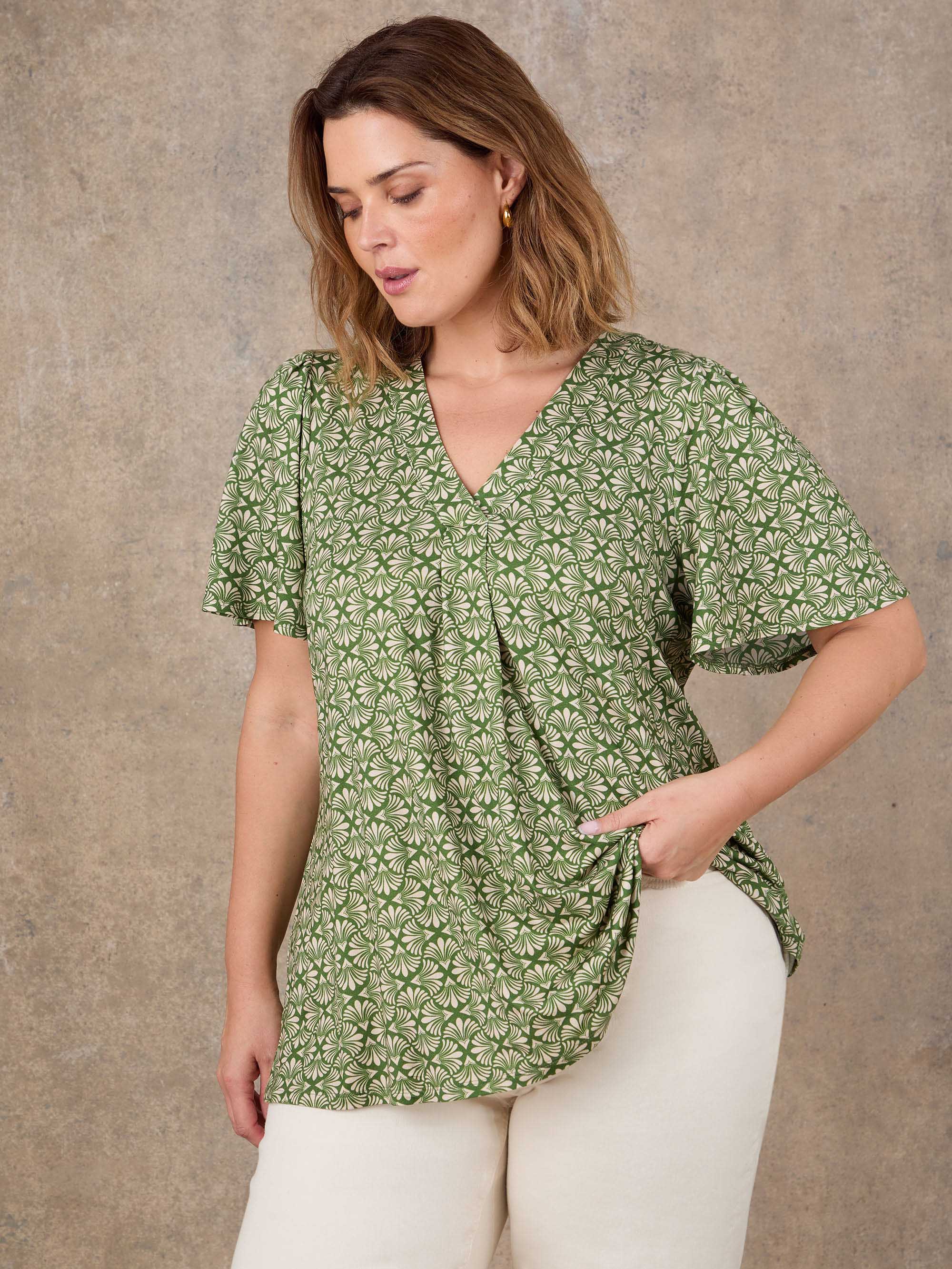 Green Geo Print Flutter Sleeve Pleat Front Top - Image 9